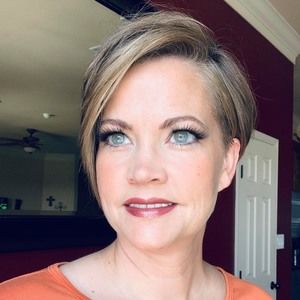 Meet your Posher, Felicia